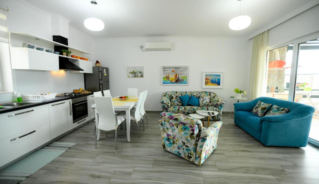 Vila Rina At Aquamarine Residence Vlorë Εξωτερικό φωτογραφία